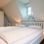 Reetdachhaus Ask Embla Reetdachhaus Embla Feriehus