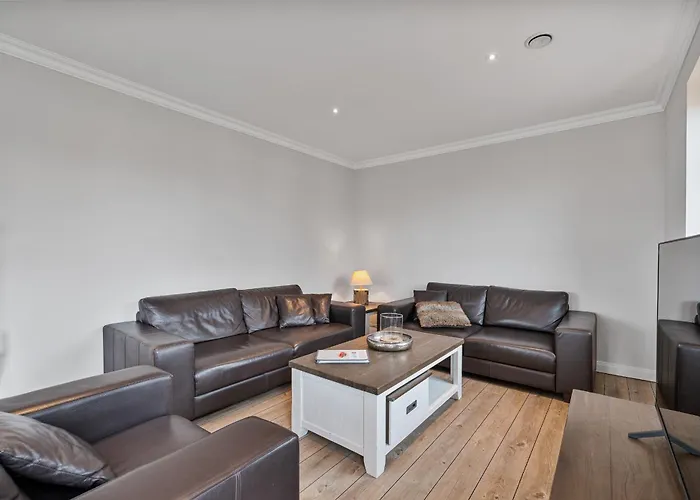 Vakantiehuis Reetdachhaus Ask Embla Reetdachhaus Embla